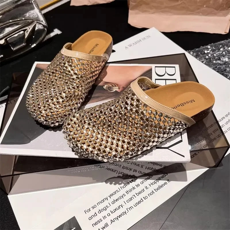 Pantoufles  en résille couleur or