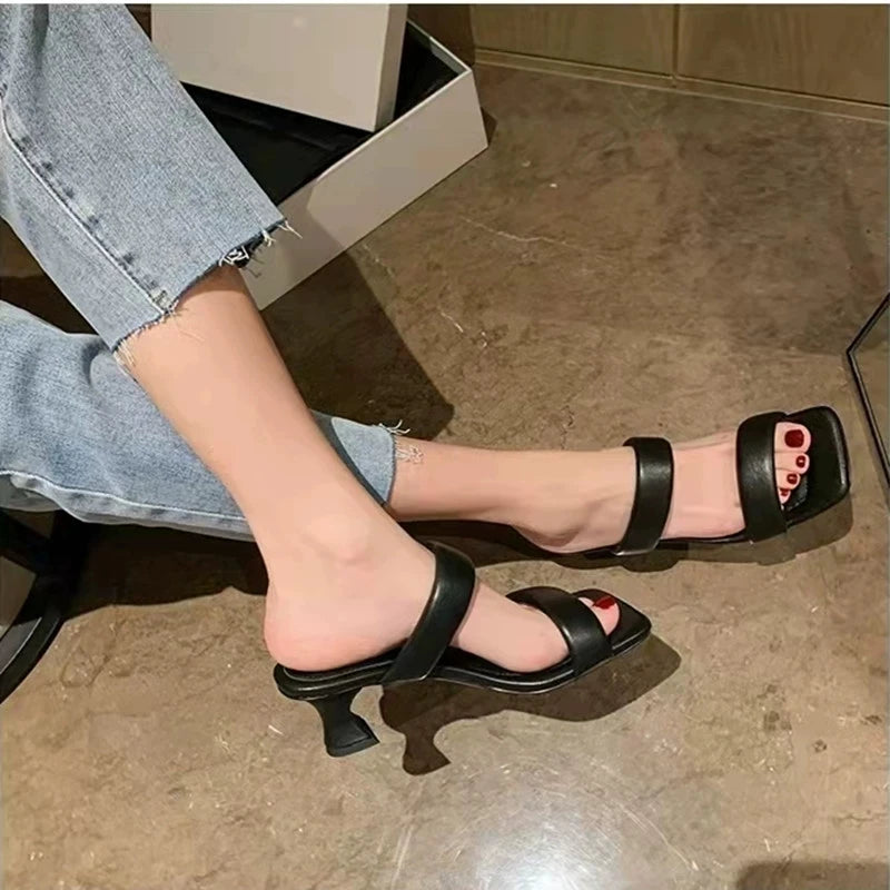 mes pantoufles couleur noir