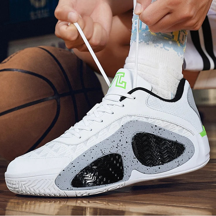 pantoufle de basket couleur blanc