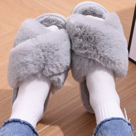 pantoufle femme en fourrure pour intérieur et extérieur couleur gris