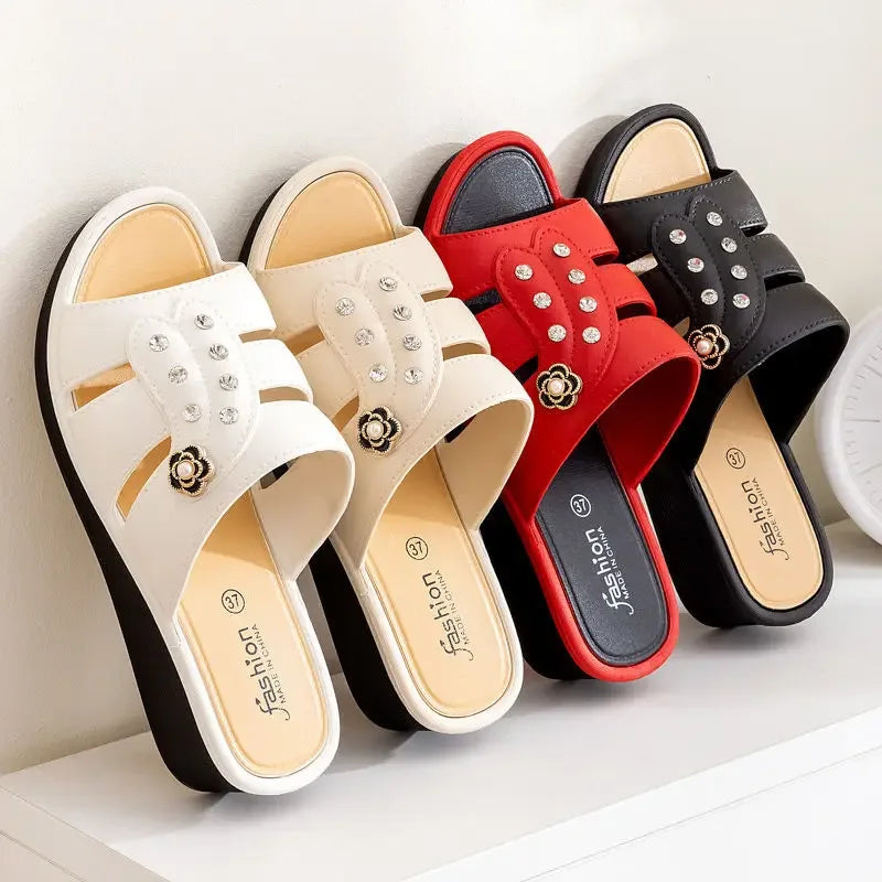 pantoufle maman blanc noir rouge