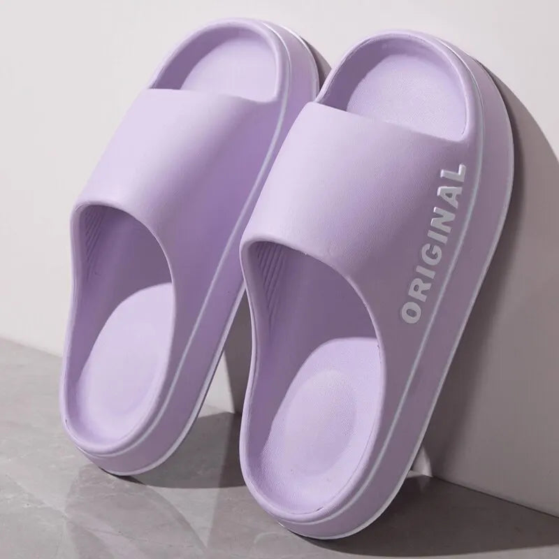 pantoufle originale homme et femme violet