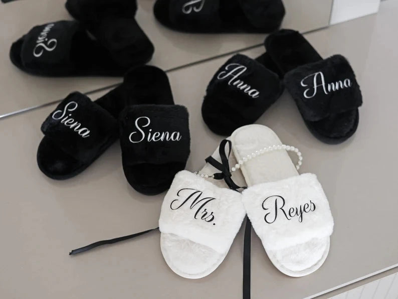 pantoufles moelleux personnalisés pour femmes couleur noir