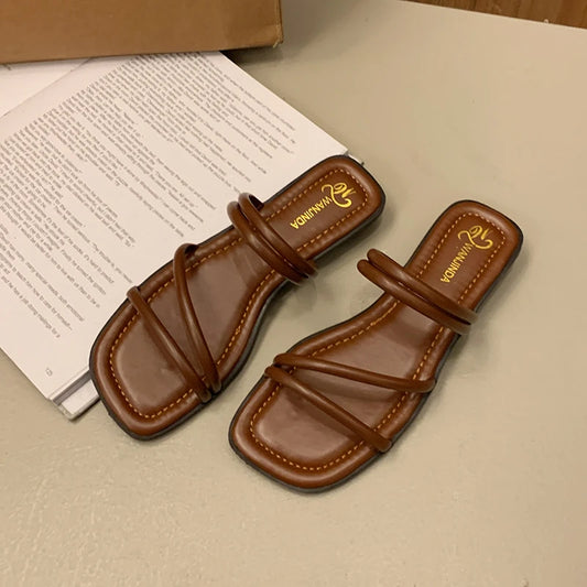 sandales pantoufles femme été avec  nouveau fond plat couleur marron